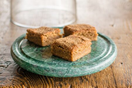 Dairy-Free Snickerdoodle Blondies Recipe - a positively delicious, chocolate-free cookie bar with cinnamon-sugar crust. Easy, party ready, perfect for cookie swaps. Also soy-free and nut-free.